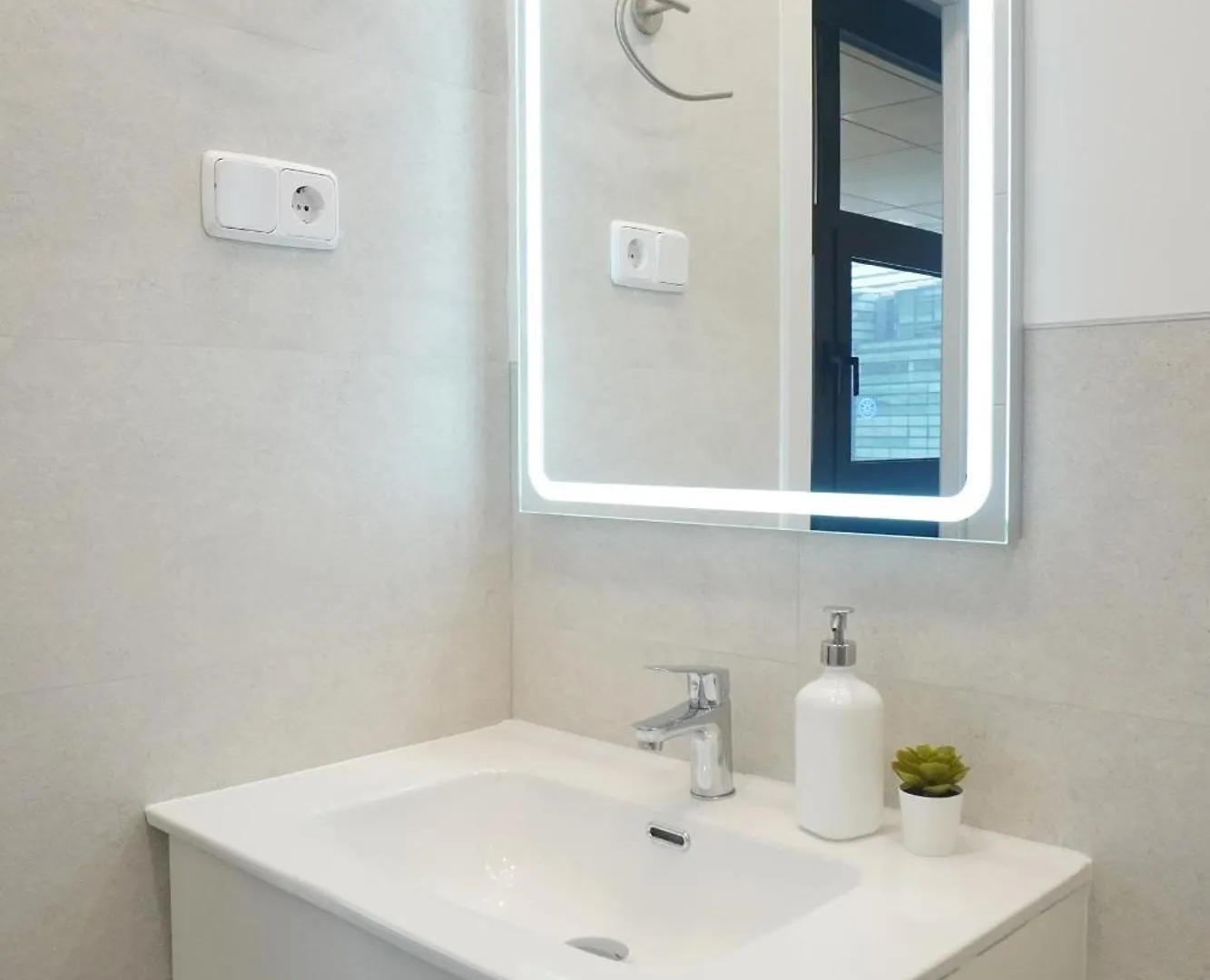 Las Tablas 2 Apartment Madrid